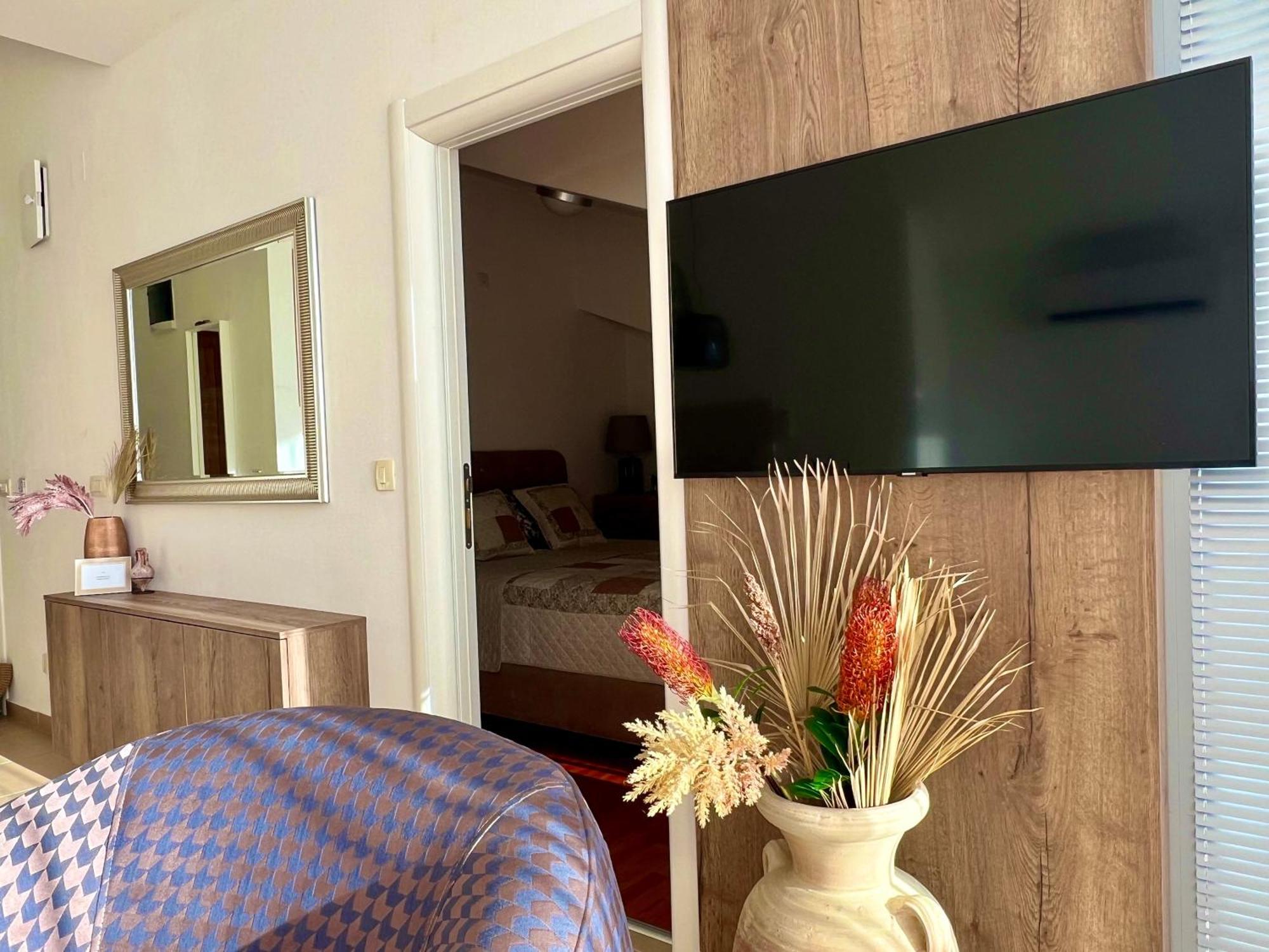 Ferienwohnung Acacia Hill B8 Ðenovići Exterior foto